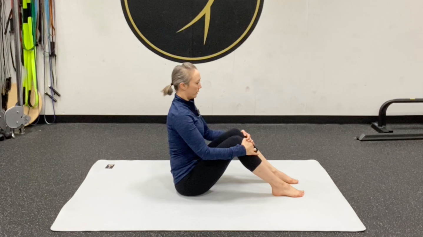 Seated spinal mobilization