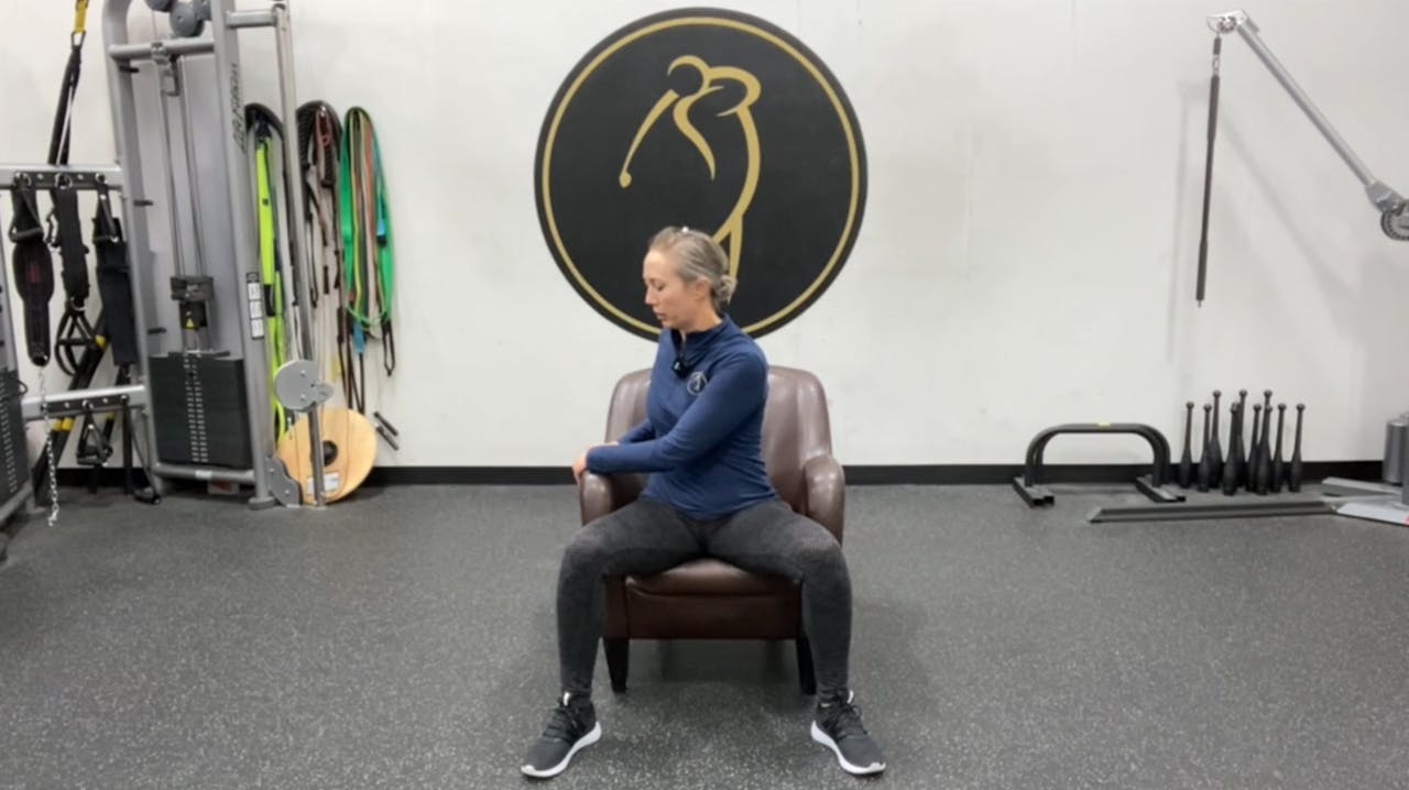 Seated thoracic rotation stretch - Spinal mobility - Dynamic Motion Golf TV