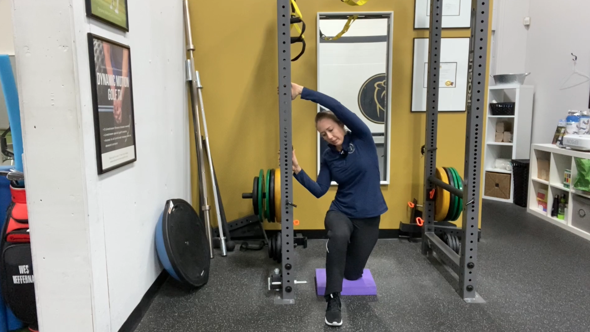 Half kneeling lateral line stretch