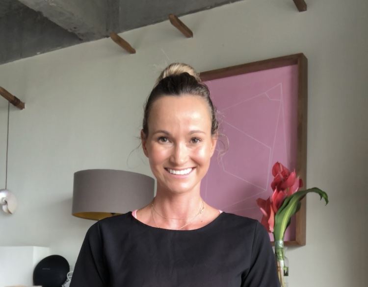 Caity Veth Pilates Video