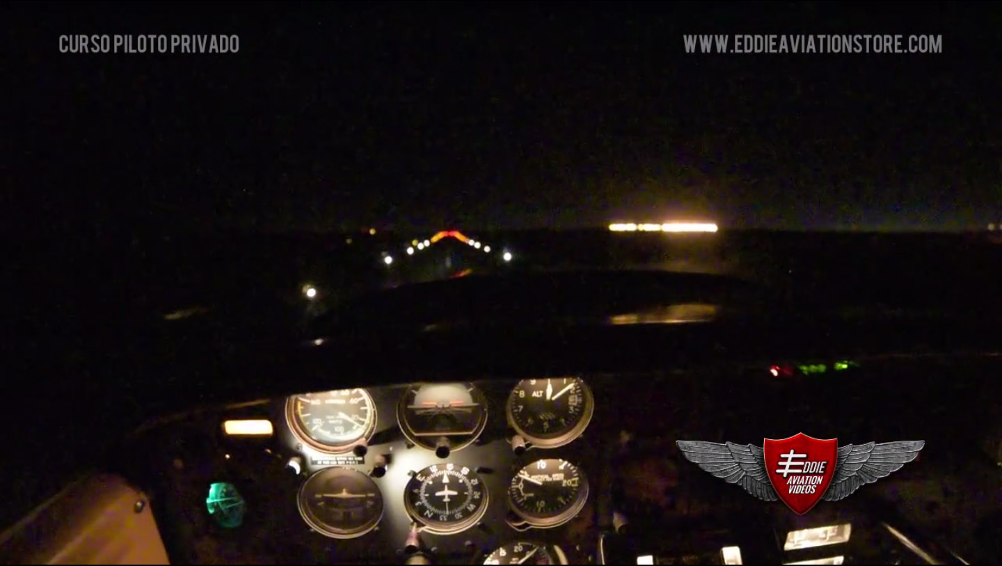 5.48 Despegue y ascenso nocturno