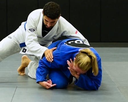 4.  ROLL FROM TURTLE TO RECOVER GUARD