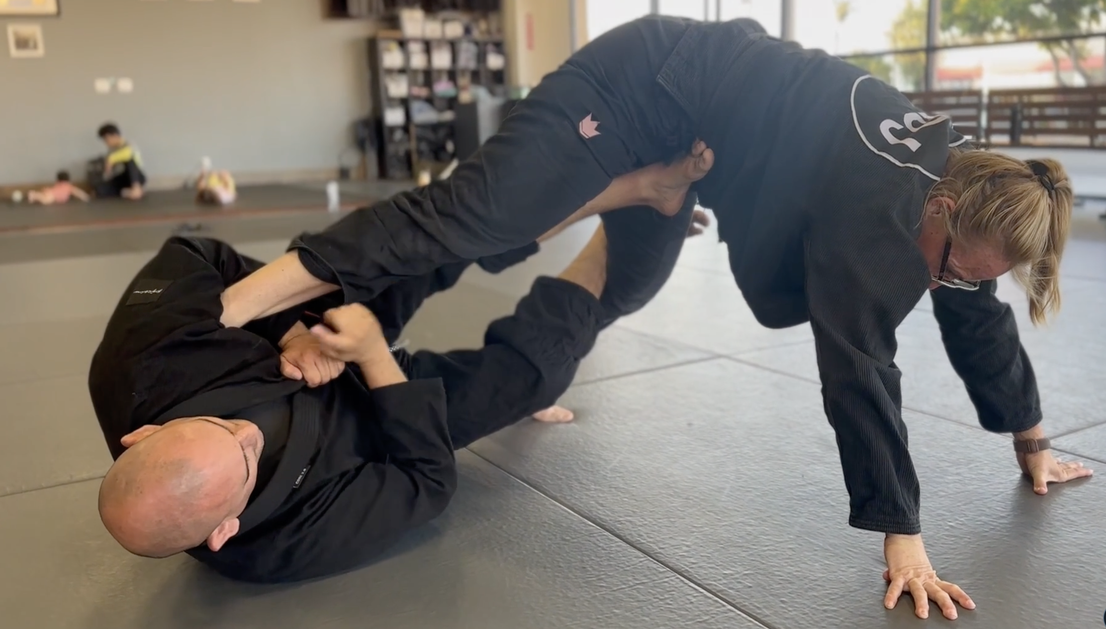 LEG LOCKS FROM X GUARD