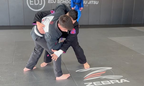 DEFENSIVE UNDERHOOK TO FAR SIDE KNEE ...