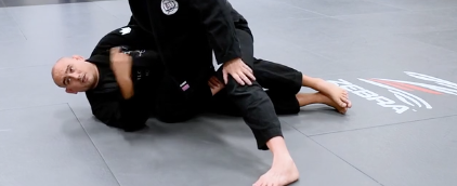 HALF GUARD SINGLE LEG LAPEL TO THE BACK