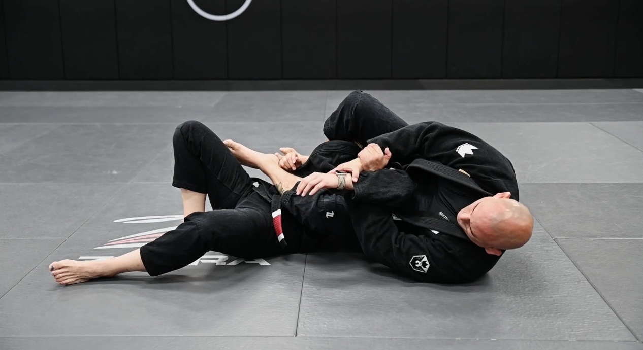 ARMBAR FROM THE BACK UNDER-HOOK SIDE 