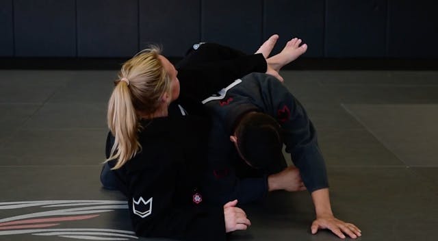 CLOSE GUARD BACK TAKE