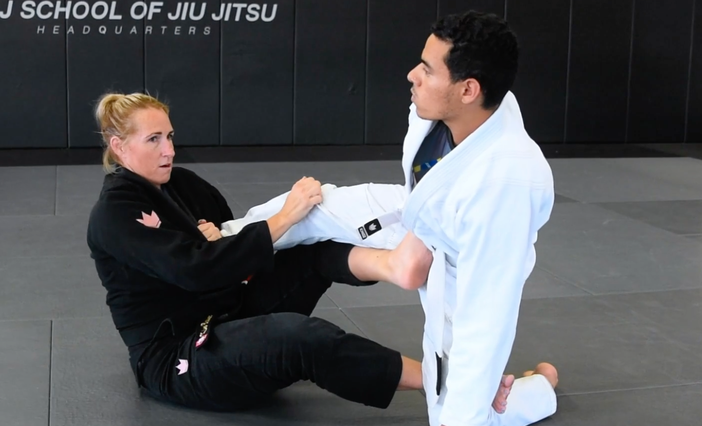 3 FOOT LOCKS FROM BOTTOM