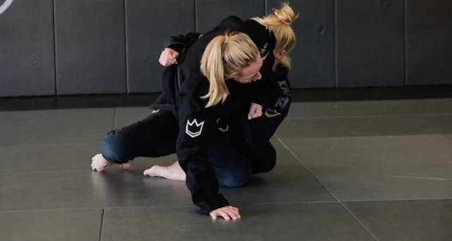 CLOSE GUARD BUMP SWEEP WITH CROSS GRI...
