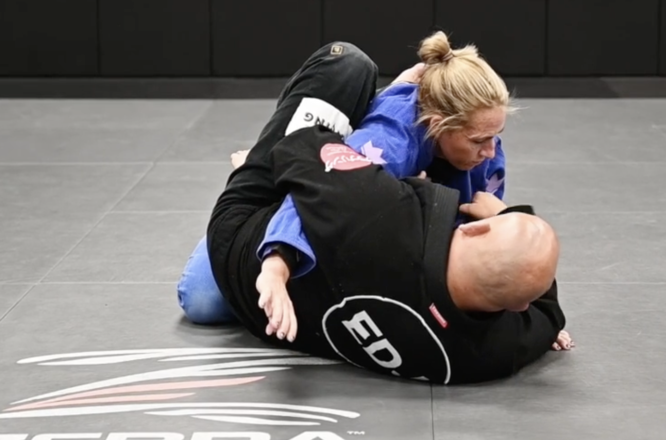 4. TRIPLE ATTACKS WRAPPING THE ARM