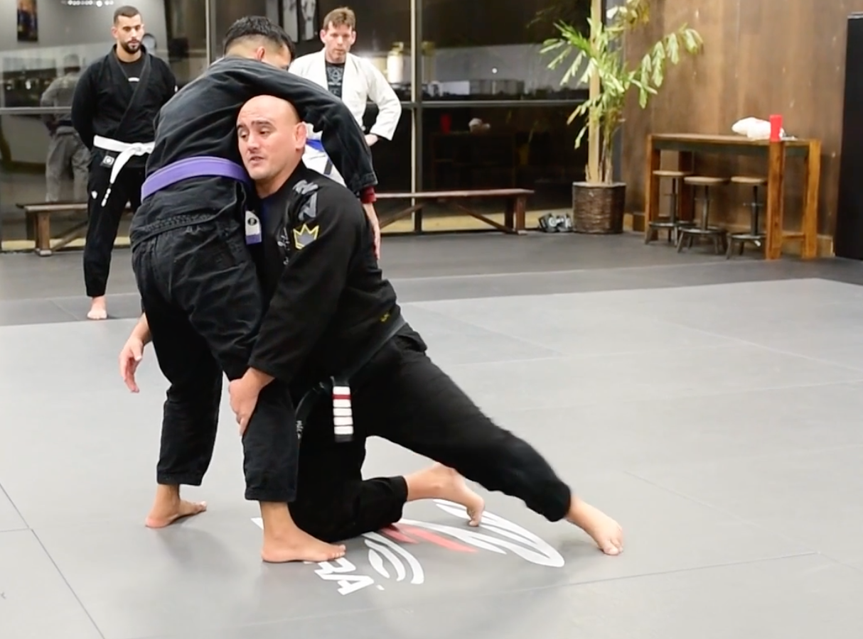 DOUBLE LEG FINISH HOOKING THE LEG