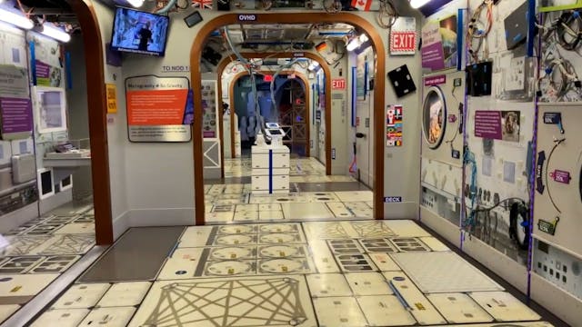 Museum in Minutes: Beyond Spaceship E...