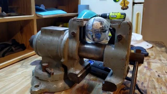 Museum at Home: What's in a Robot