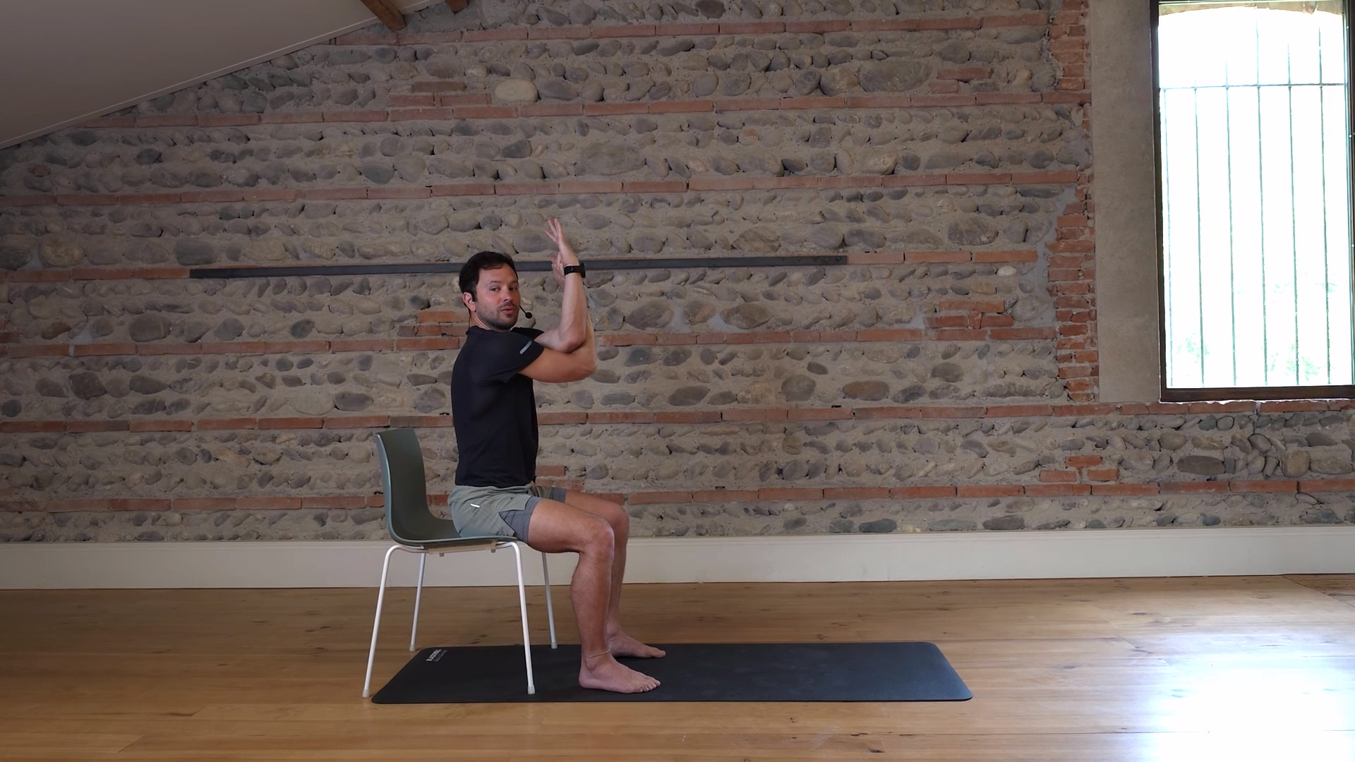 Étirements cou et épaules