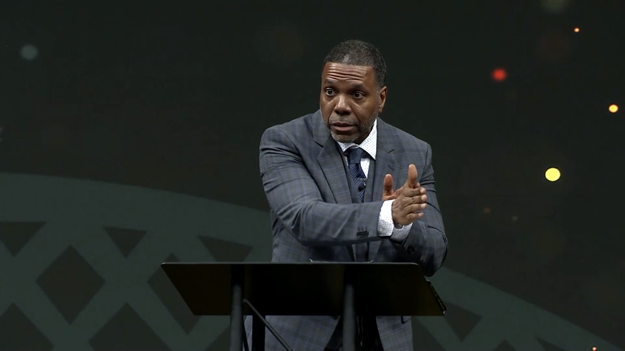 Overcoming Approval Addiction - Sunday Service Live! Dr. Creflo Dollar 9-24-23