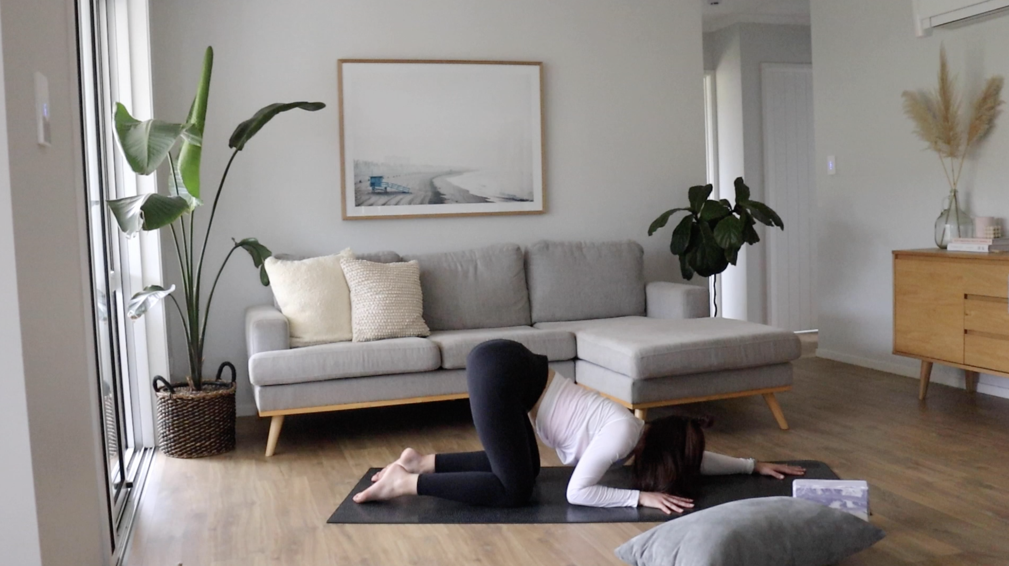 Shoulder Stretch Out