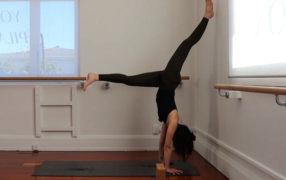 Handstand Practice / Part 1