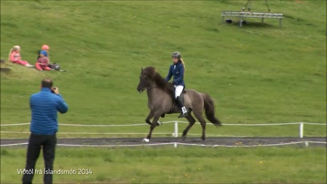 Viðtöl við Íslandsmeistara í fimmgang...