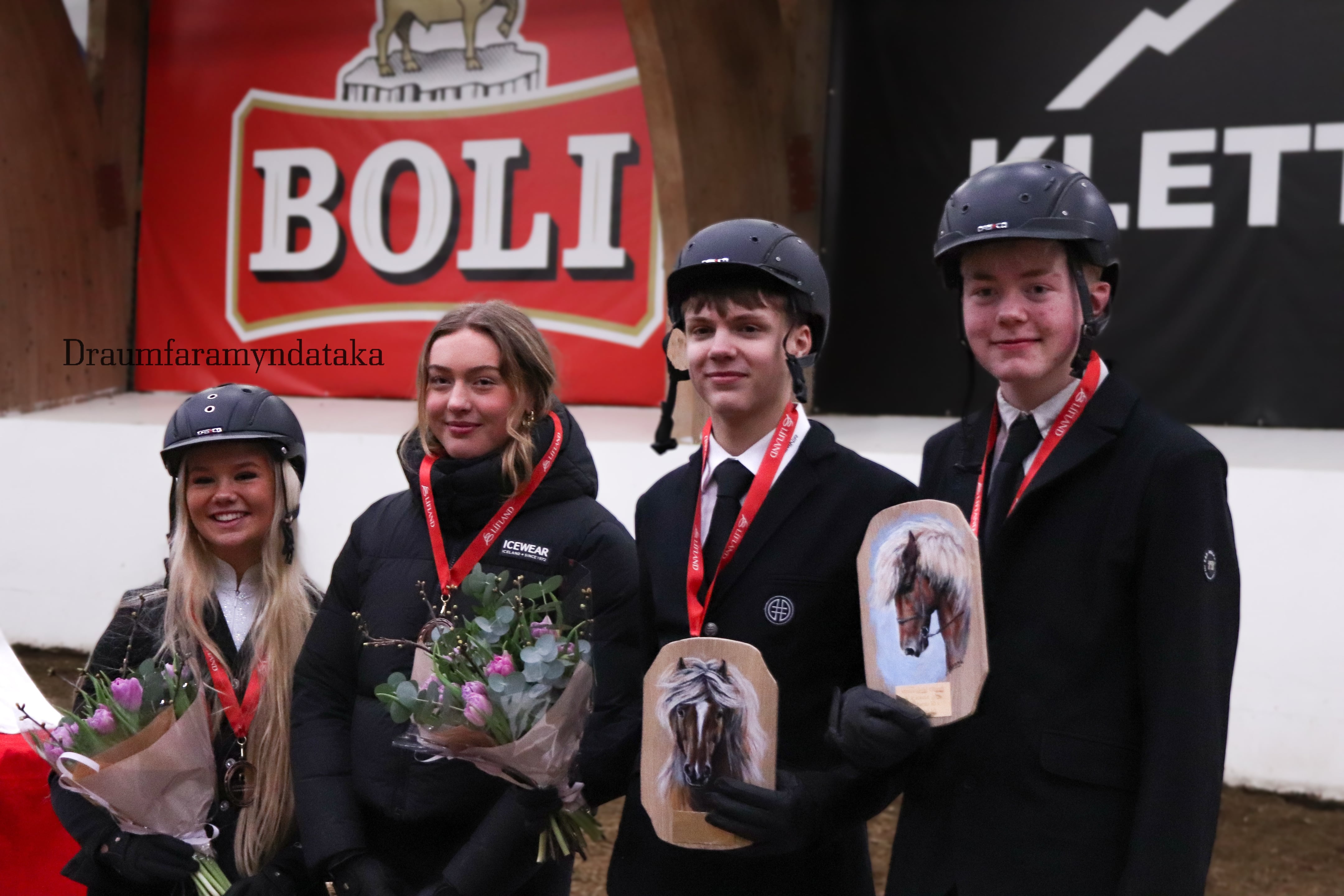 Fjórgangur V1 8. febrúar - Meistaradeild Líflands og æskunnar