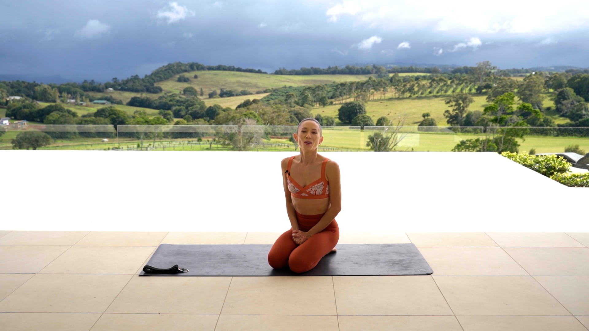 10 Min Floor Stretch