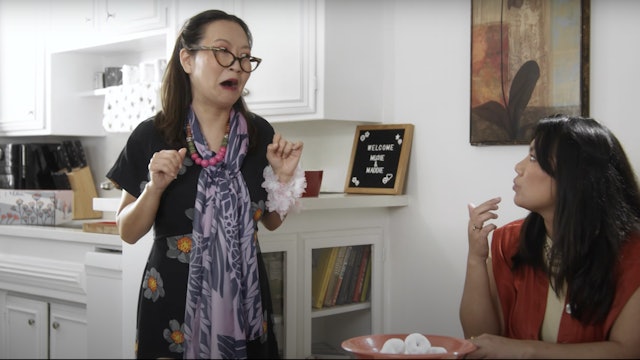 Millie & Maddie Meet Auntie Helen