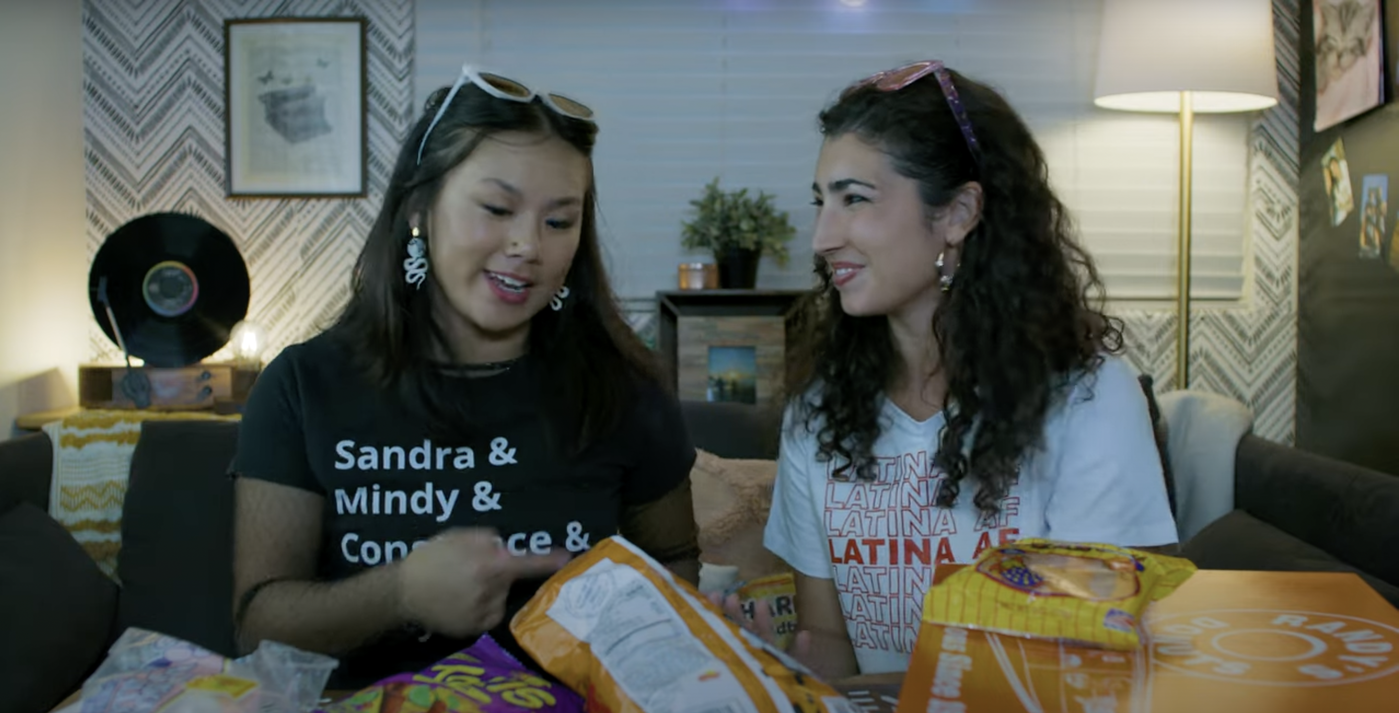 Millie & Maddie Get Funky Junky