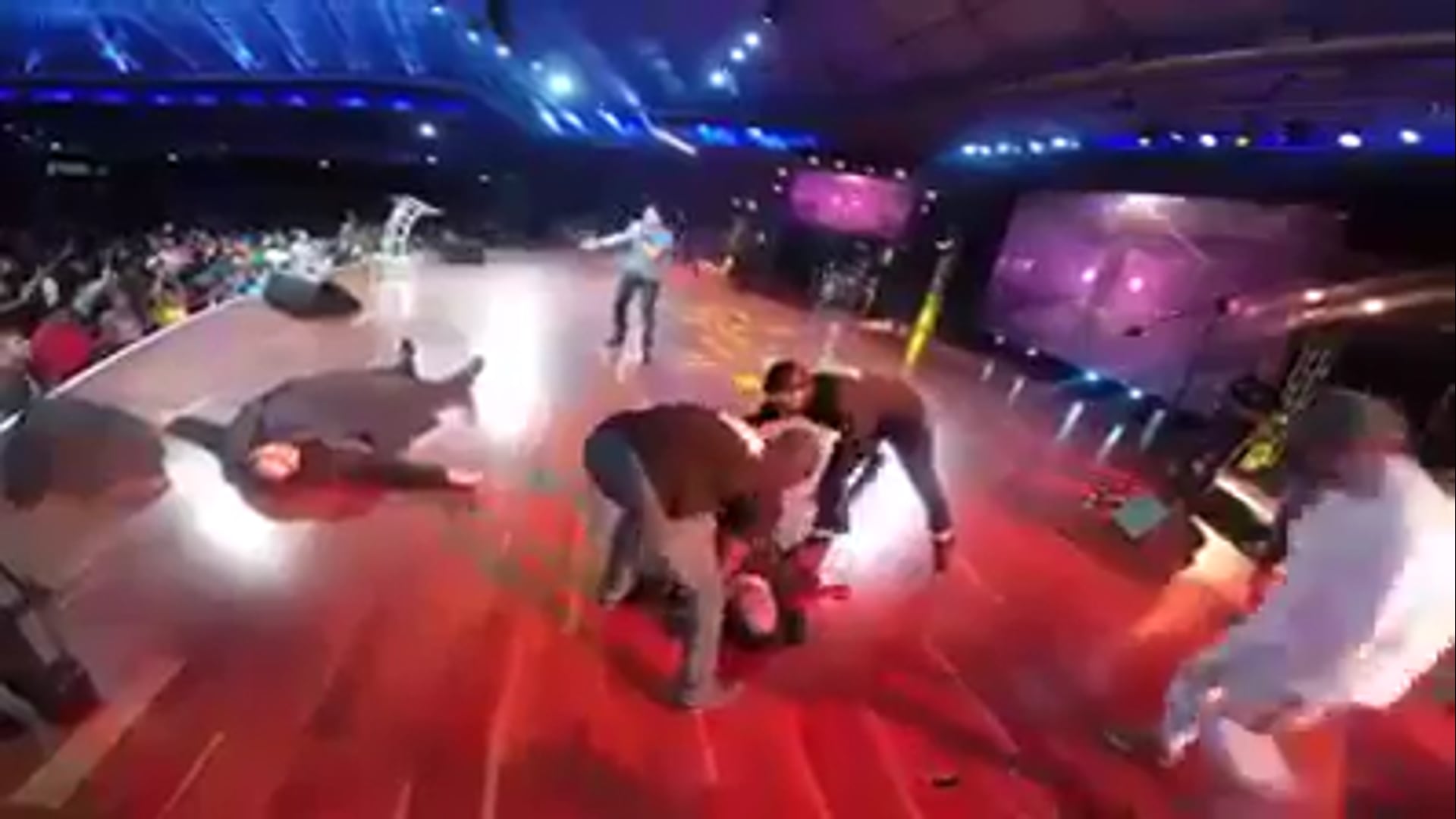 Raw revival & Demonstration of Power