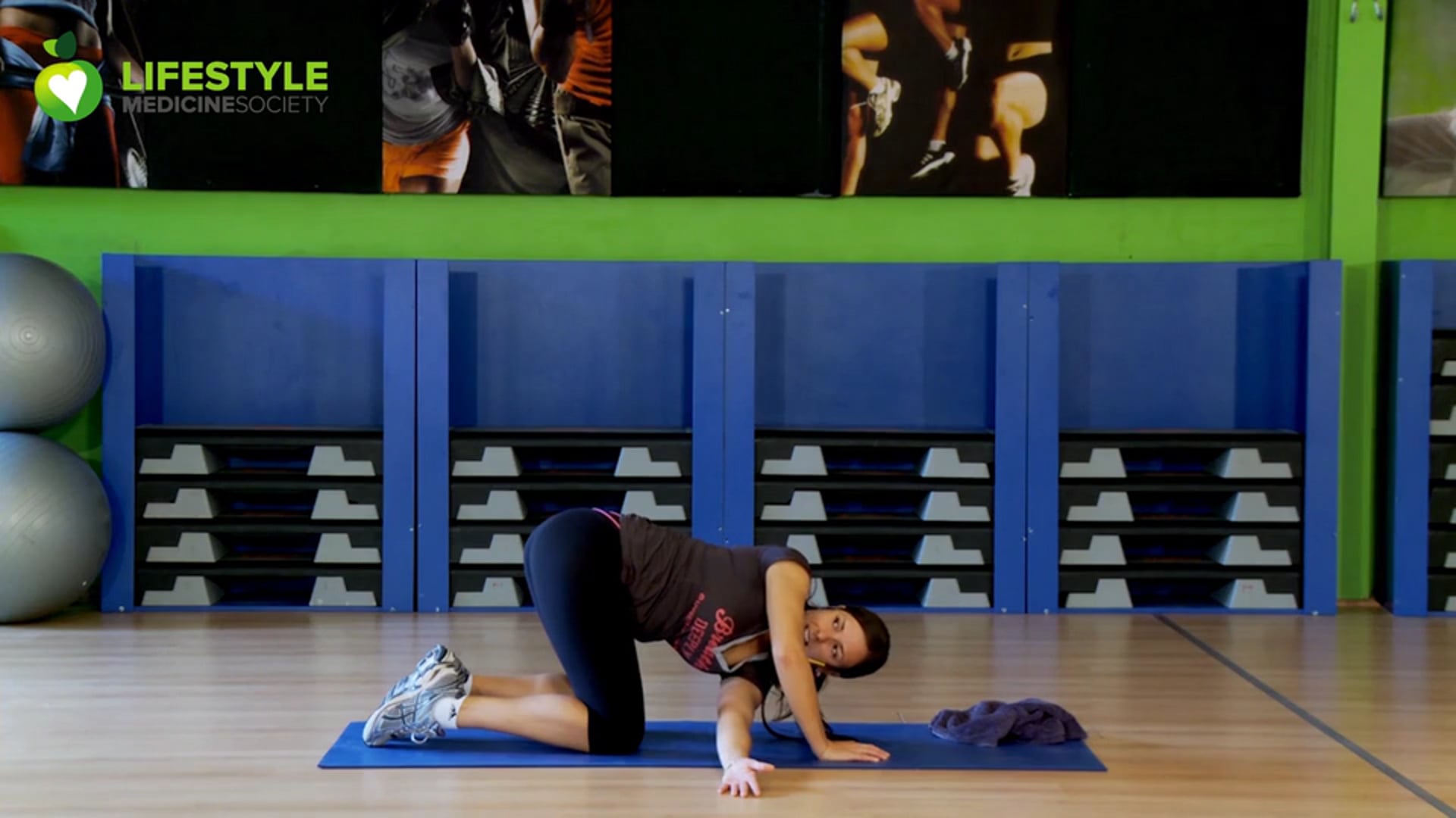 10 Minute Upper Body + Back Stretch