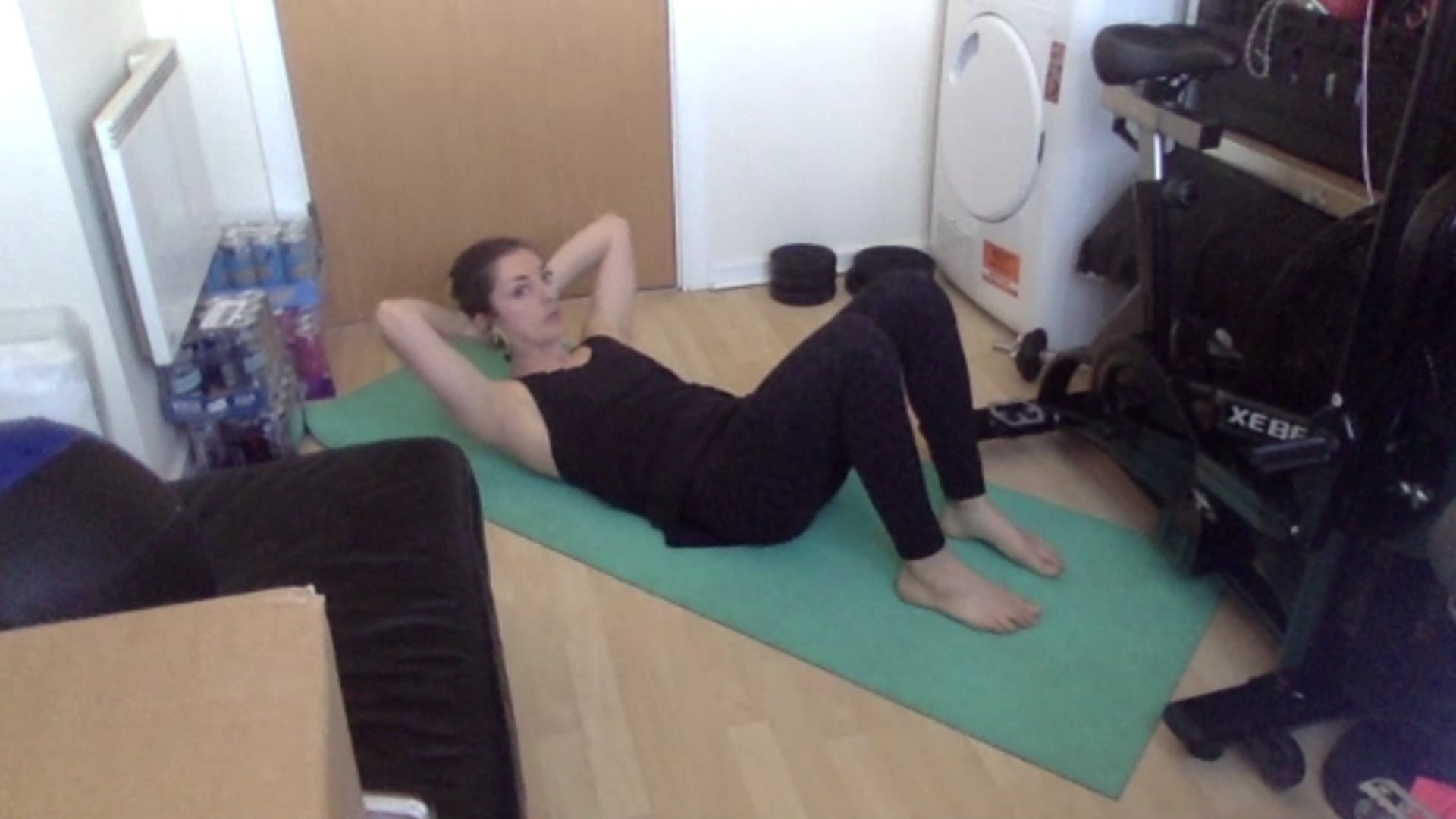 Jamie's 12 minute beginner abs