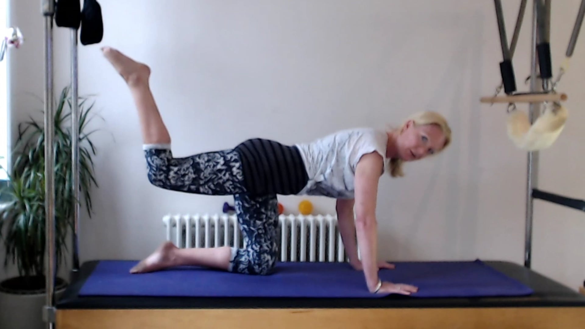 18 Minute Hips, Bums and Thighs