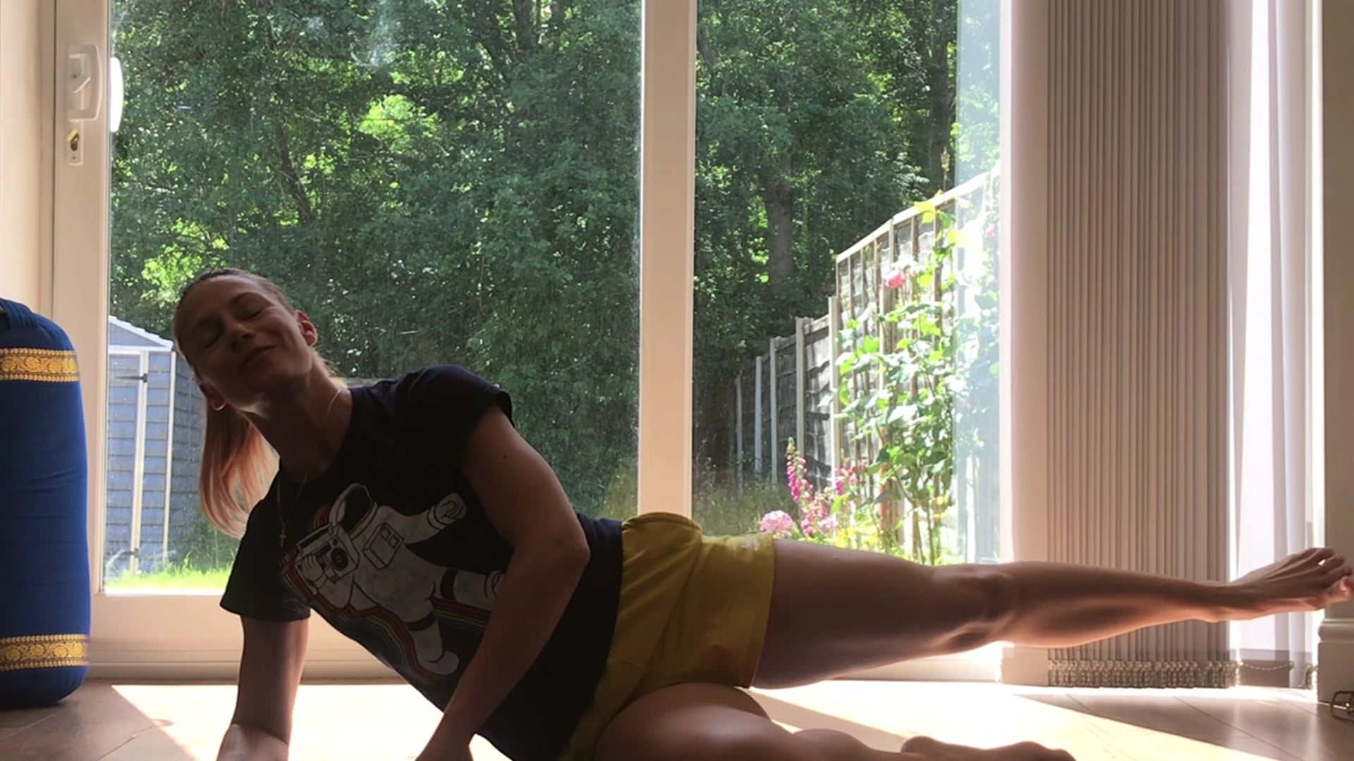 Alexandra’s 15 minute stretch, expand and energize