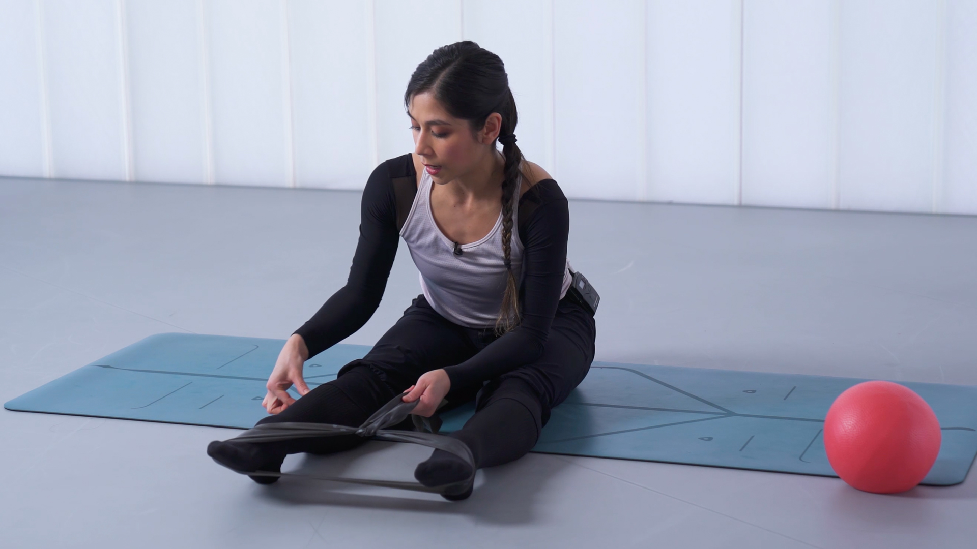 Ballet Warm-Ups: Feet