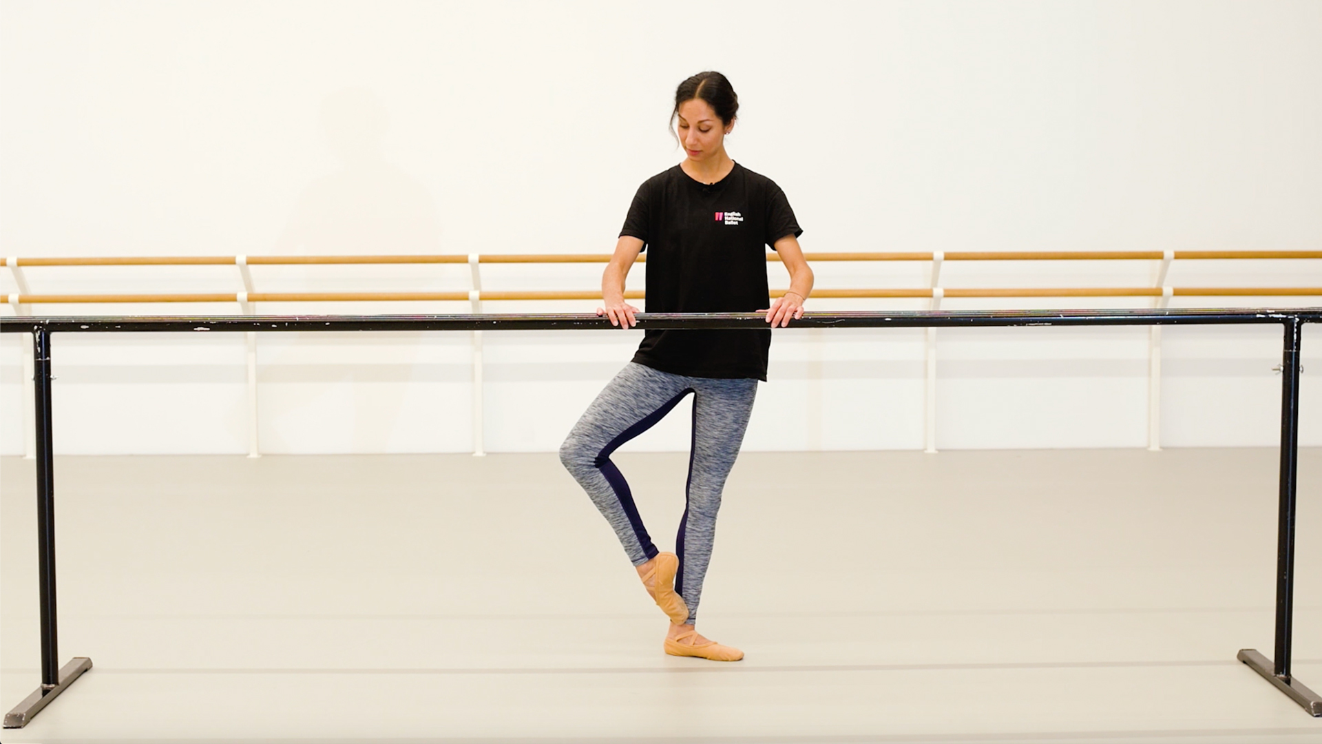 Ballet with Sarah Kundi | 3 (Absolute Beginner)