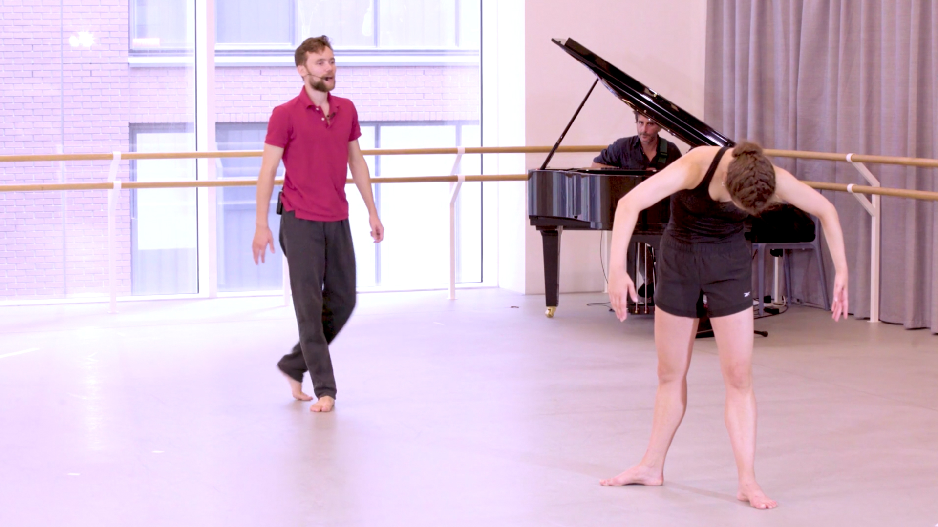 Contemporary with James Muller | 4