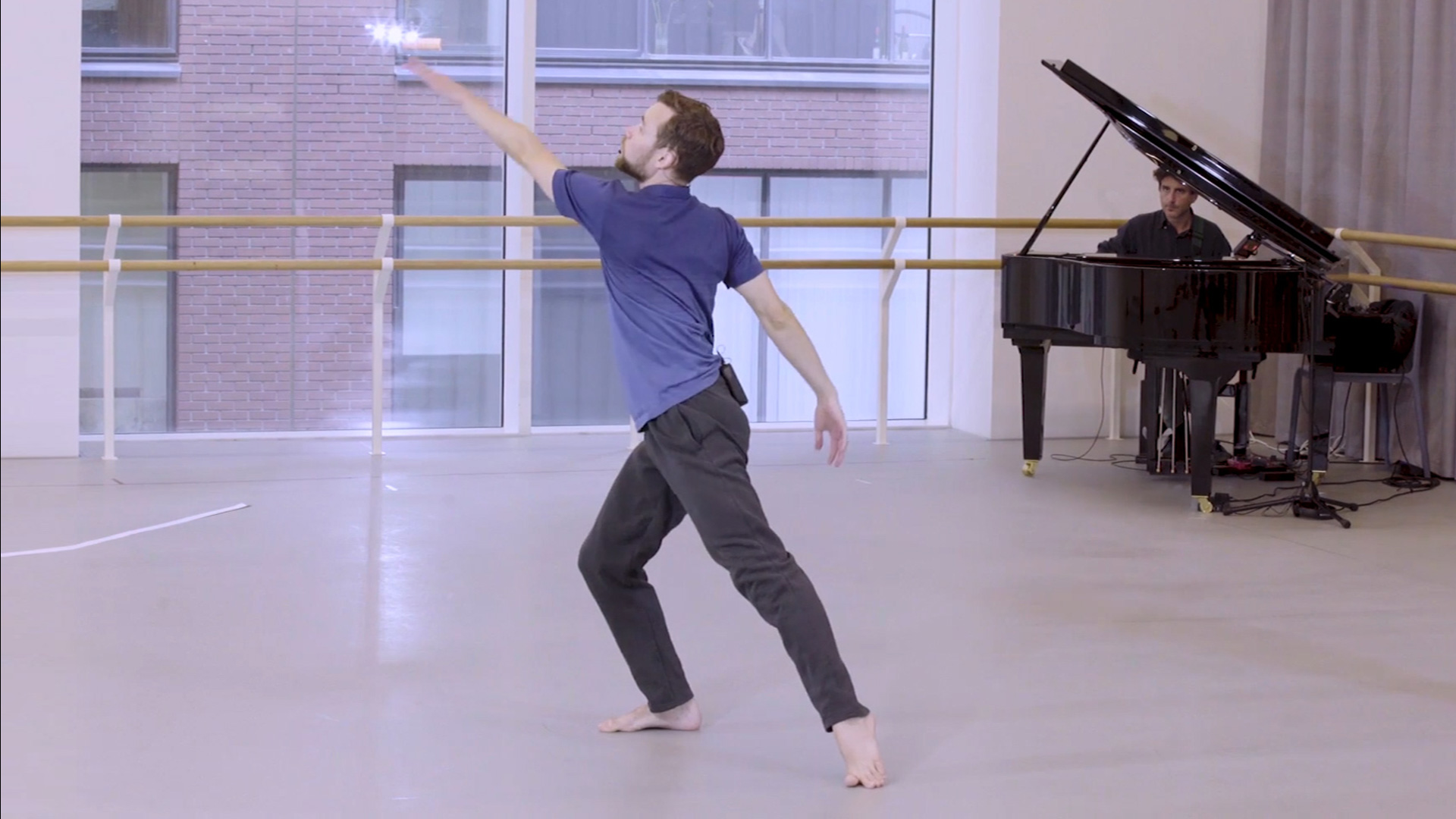 Contemporary with James Muller | 5