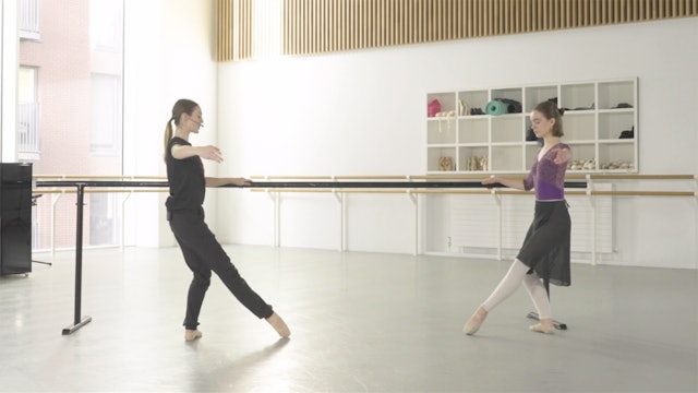 Ballet with Nicky Henshall | Pelvic Placement