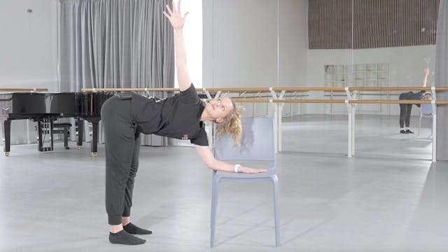 Chair Yoga with Abbie Biscoe | Stabil...