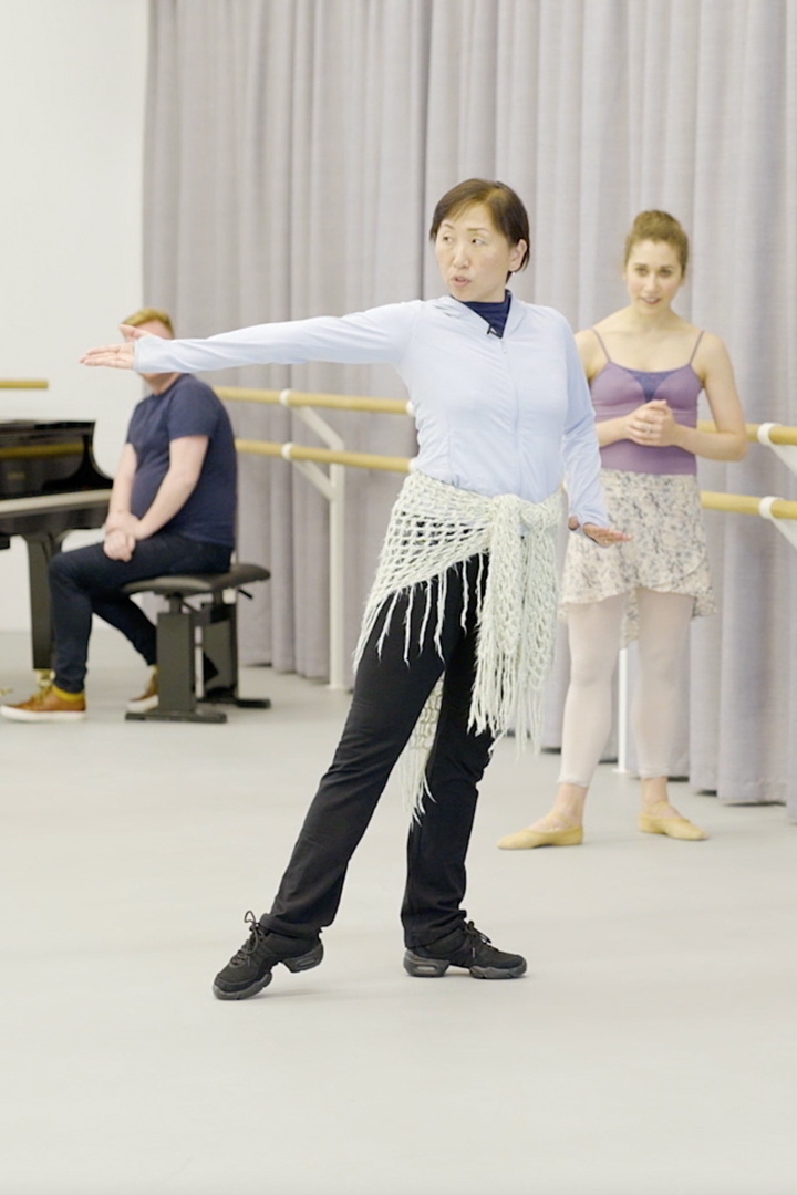 Barre: Pliés and Rises