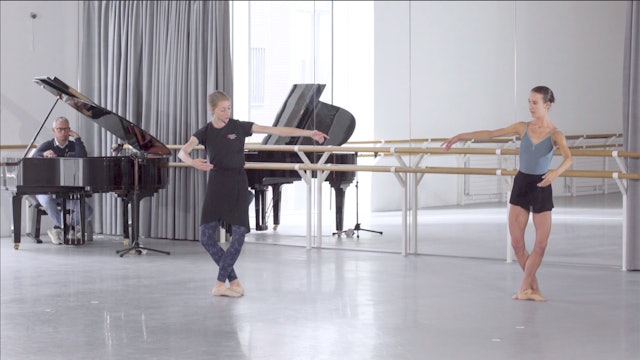 Ballet with Kate Hartley-Stevens | 3 (Intermediate)