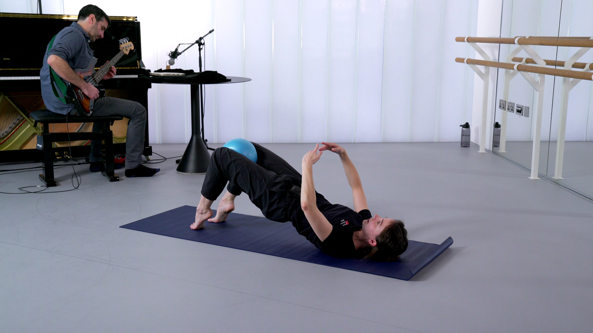 Ballet Fit with Lucy Lowndes | 1