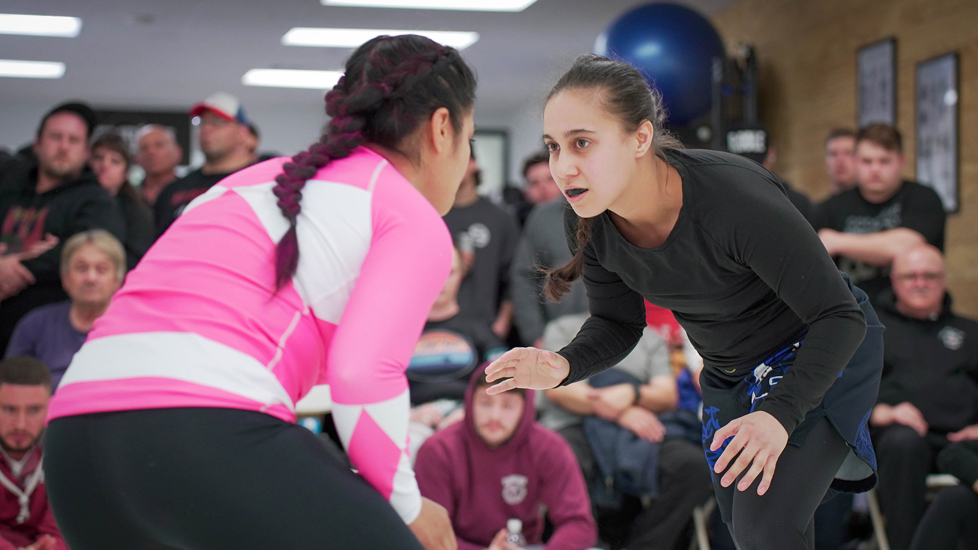 Ina Alivio vs Kristie Londono