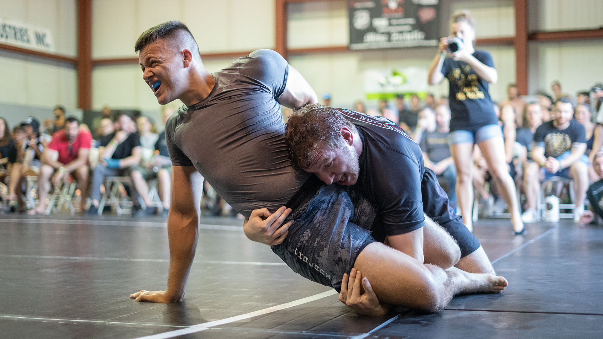 Donovan Patar vs Lucas Strassburger