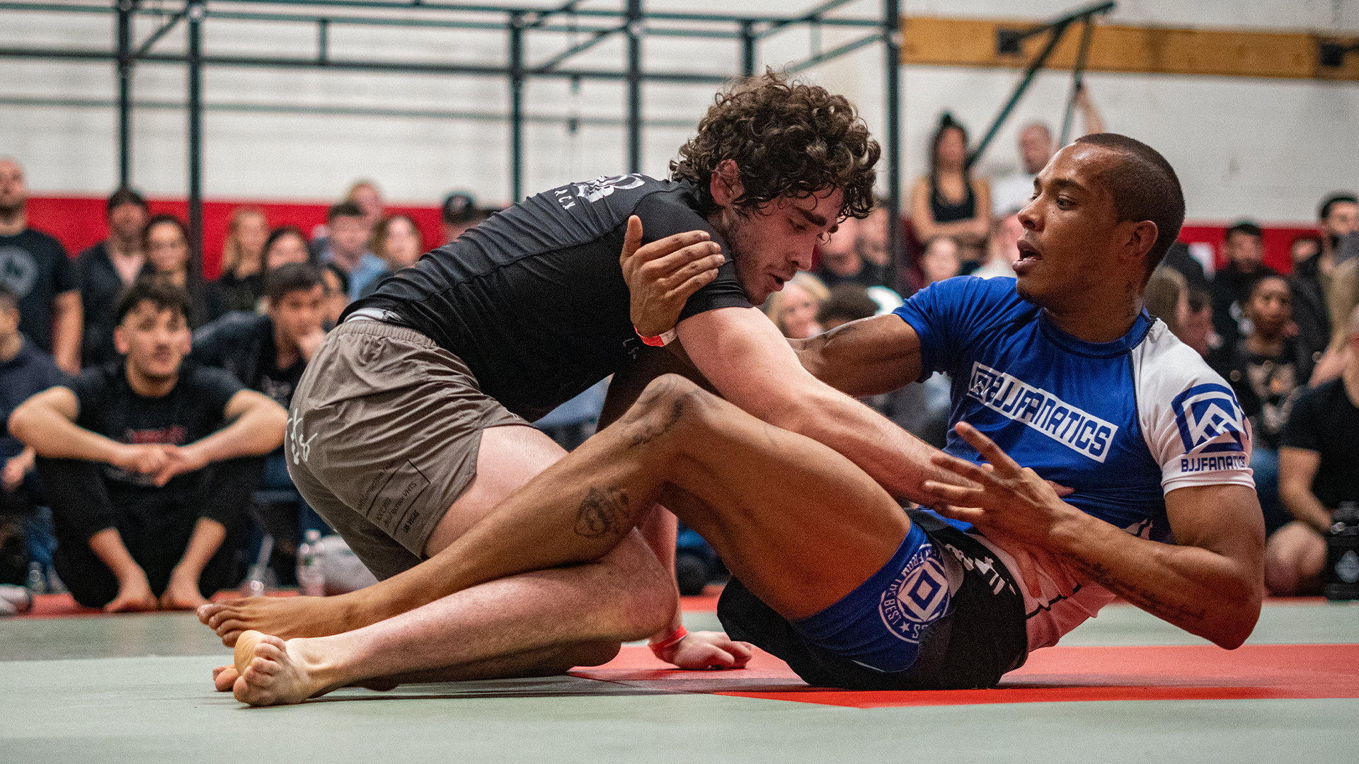 Alex West vs Roger Santos