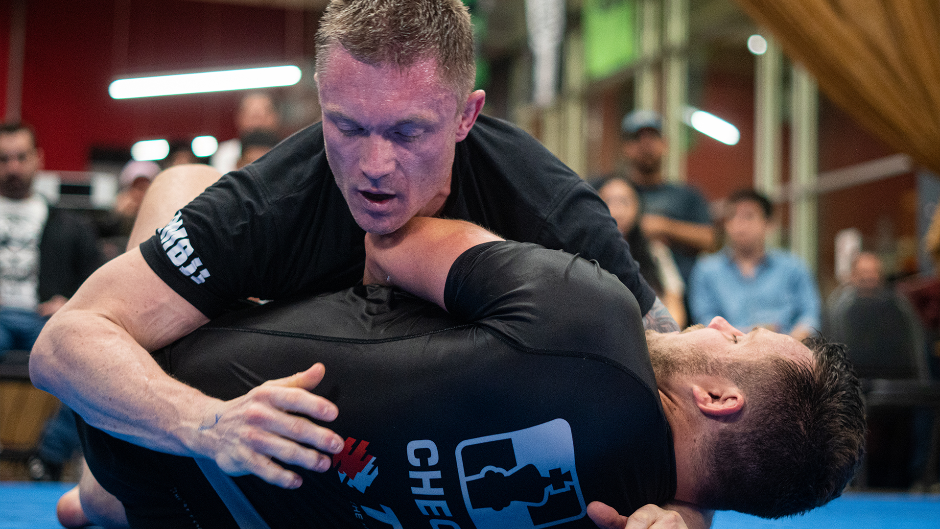 Kevin Kenyon vs Christian Simmerling