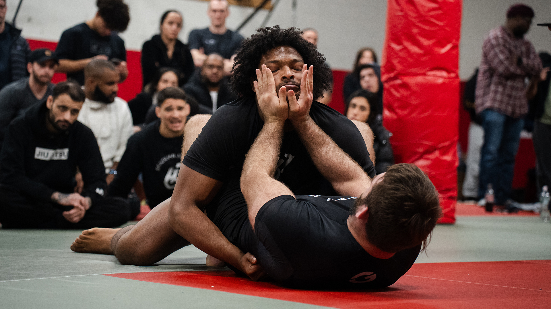 Enzo Baptista vs Devon Van Cura