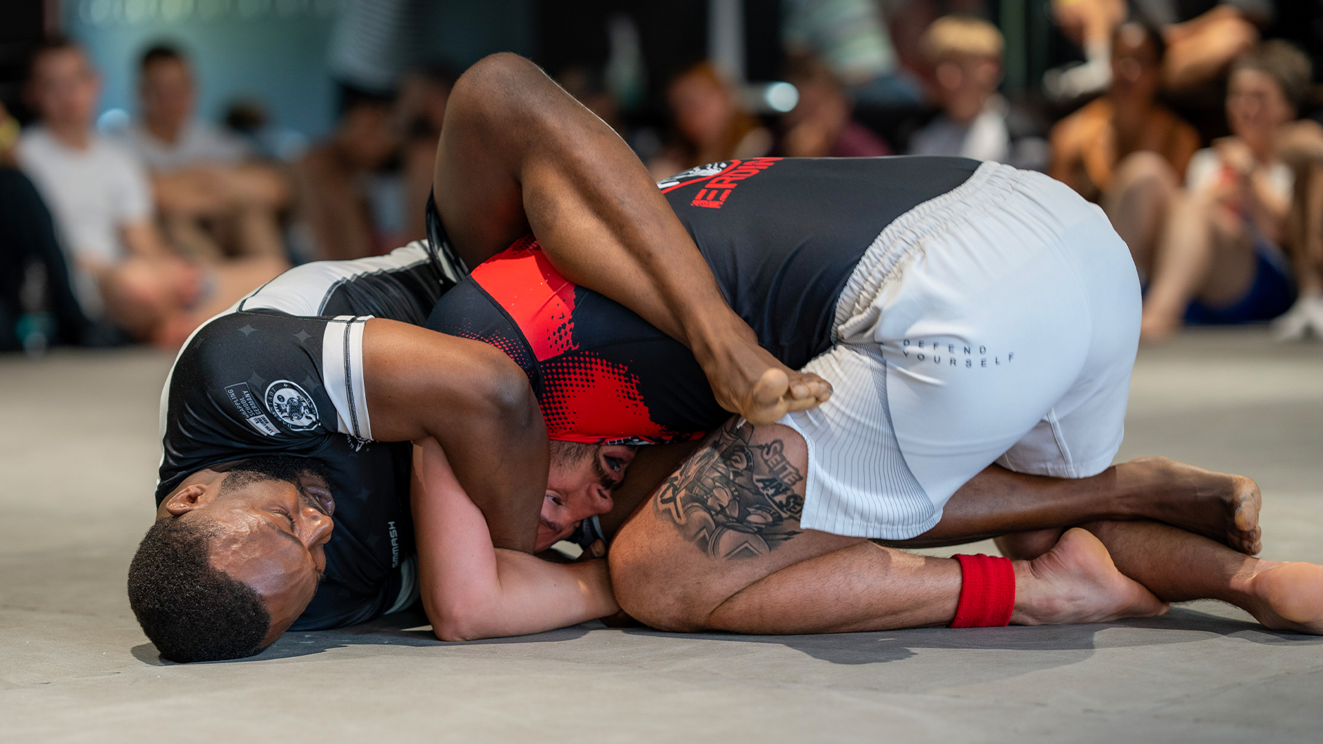 Anthony Jones vs Robin Eixenberger