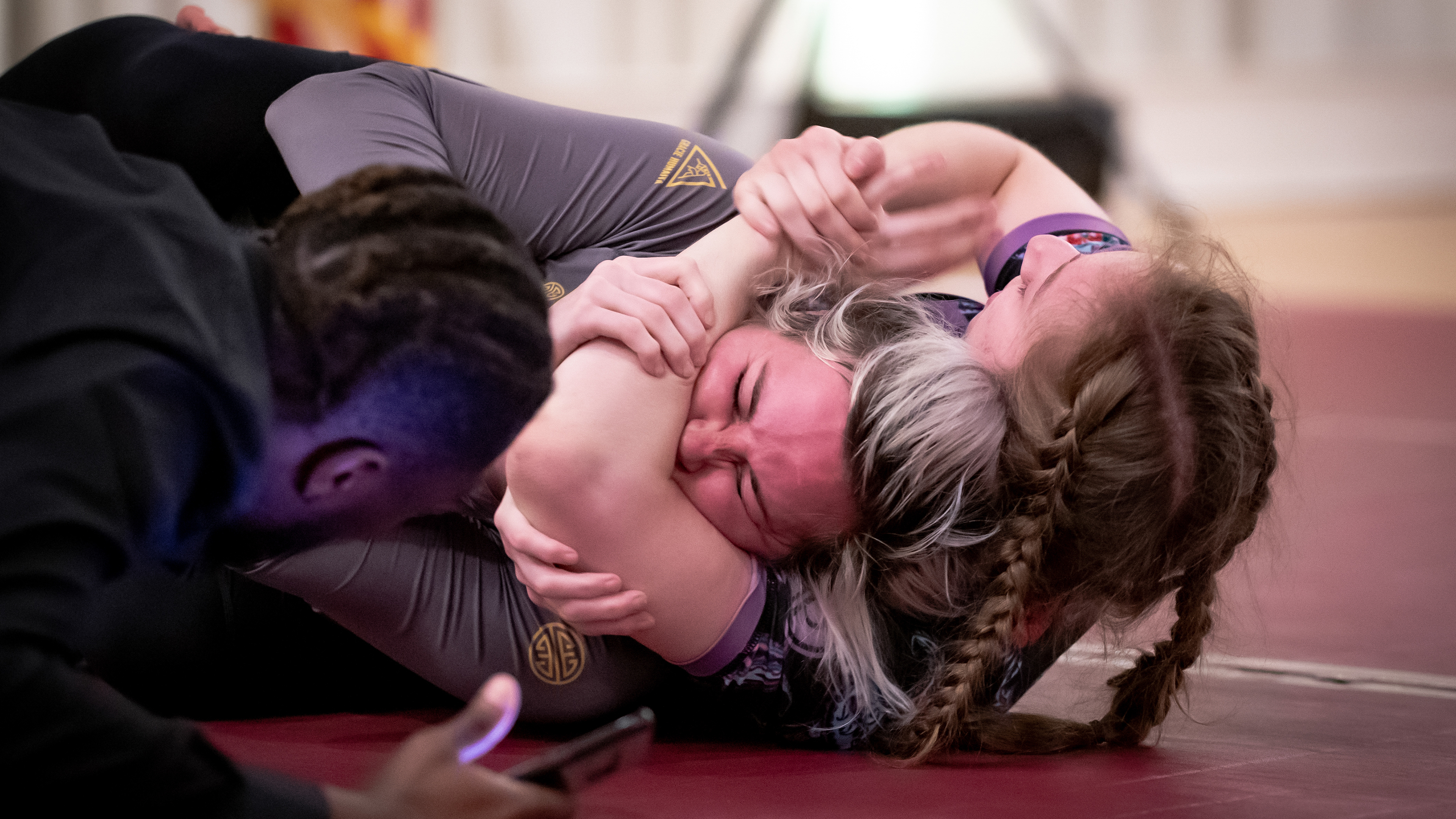 Kate Eagle vs Sophia Cassella