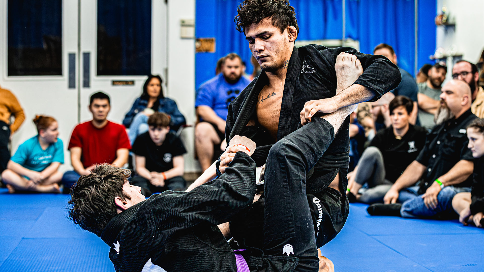 Dominic Manno vs Carlos Henrique