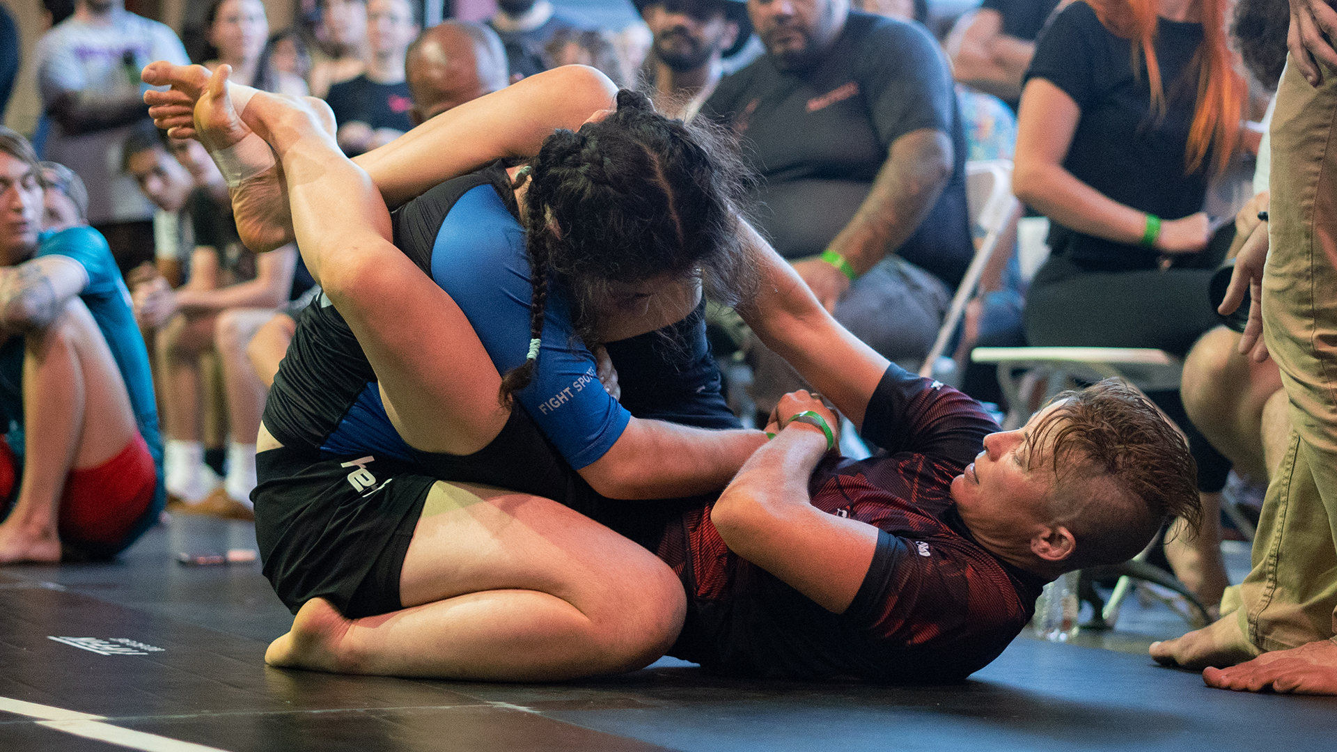 Esther Yee vs Christine Brothwell