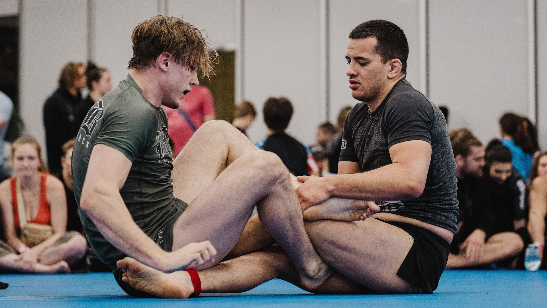 Luke Holmes vs Malik Belhaj